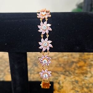 Super cute crystal fairycore bracelet